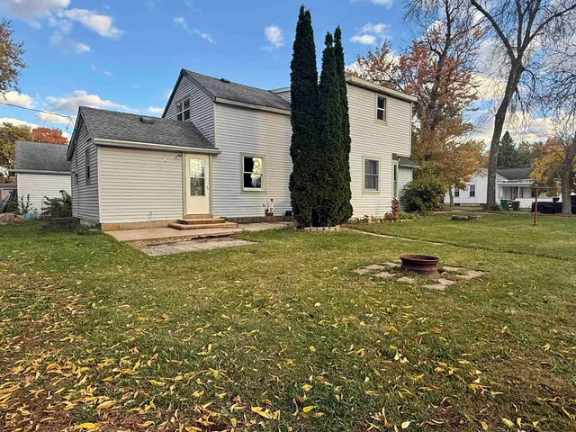 $167,980 | 113 East Liberty Street, Berlin, WI 54923