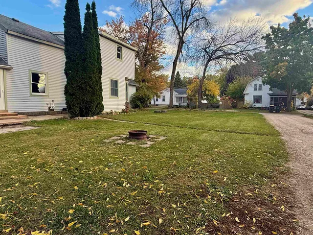 $167,980 | 113 East Liberty Street, Berlin, WI 54923