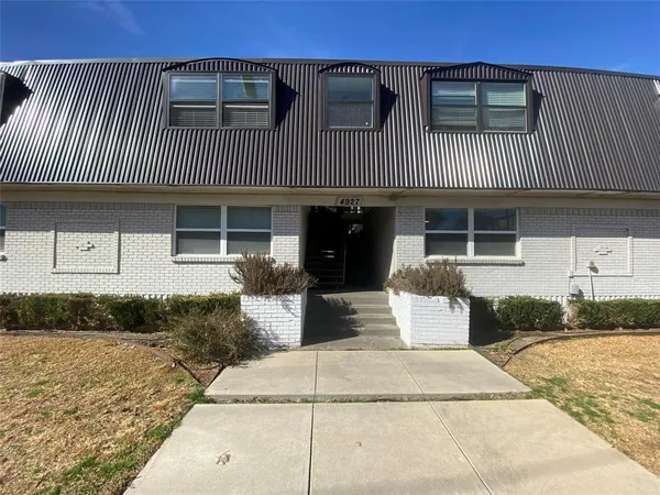 $925 | 4927 San Jacinto Street, Unit 114, Dallas, TX 75206
