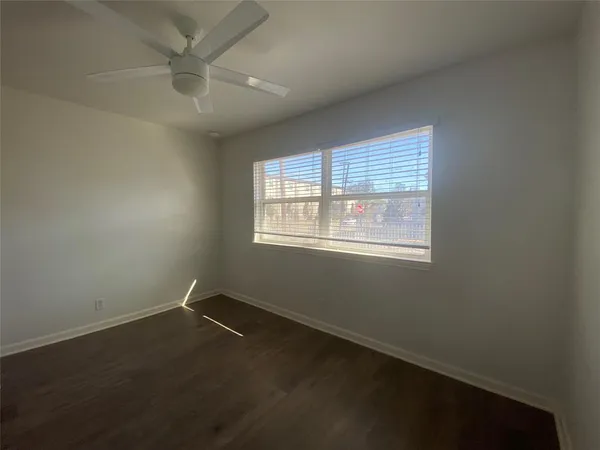 $925 | 4927 San Jacinto Street, Unit 114, Dallas, TX 75206