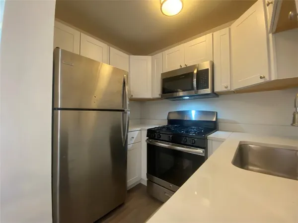 $925 | 4927 San Jacinto Street, Unit 114, Dallas, TX 75206