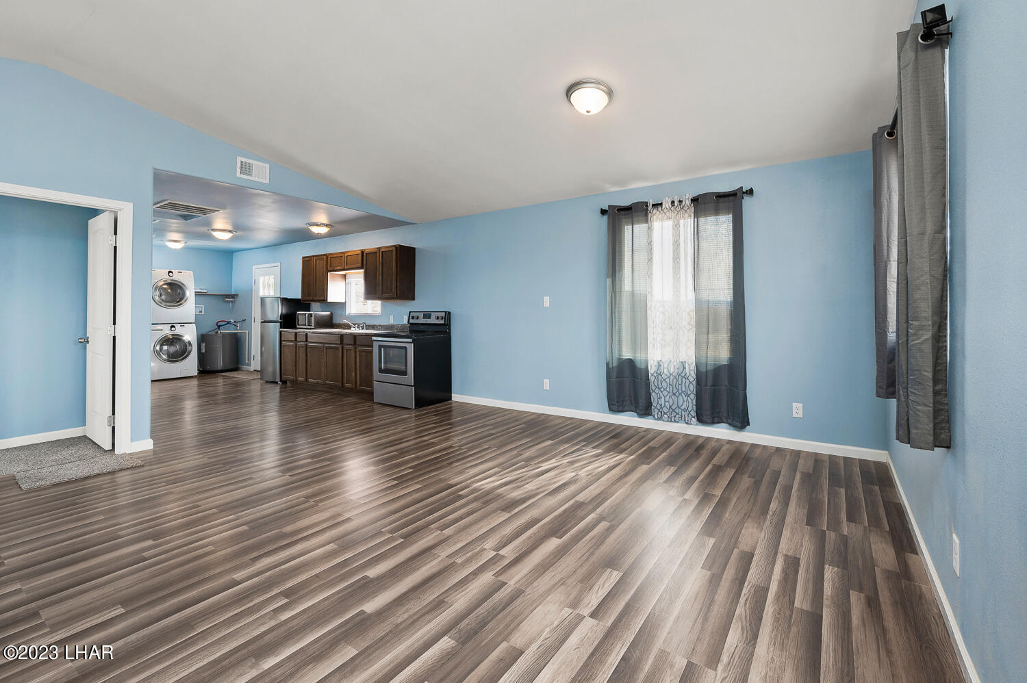 724 Windy Ridge Drive Kingman, AZ 86401 - Photo 15 of 33 742 S Windy Ridge Exports-15