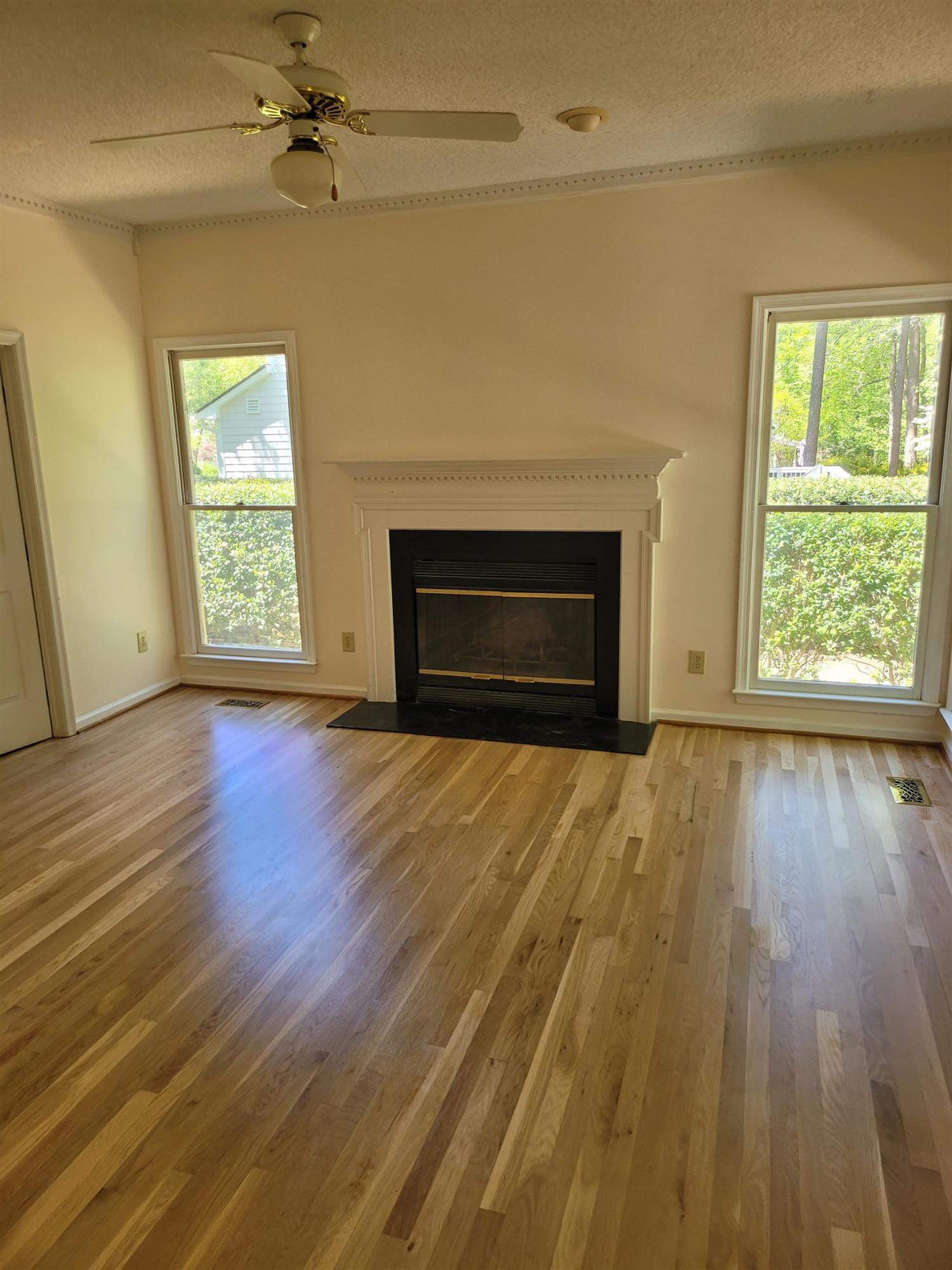 5424 Ingate Way Raleigh, NC 27613 - Photo 5 of 10 Photo 5