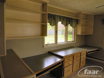 5384 Genesee Road Lapeer, MI 48446 - Photo 13 of 35 20226060-12.JPG