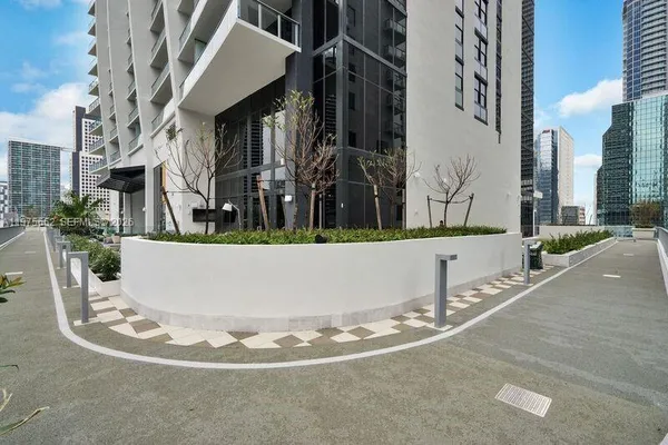 $5,900 | 1010 Brickell Avenue, Unit 3506, Miami, FL 33131