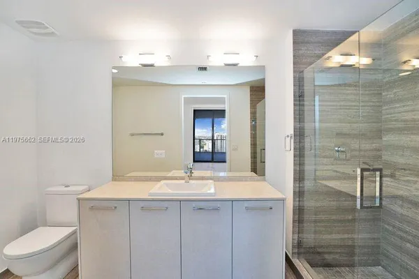 $5,900 | 1010 Brickell Avenue, Unit 3506, Miami, FL 33131