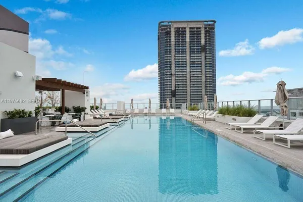 $5,900 | 1010 Brickell Avenue, Unit 3506, Miami, FL 33131