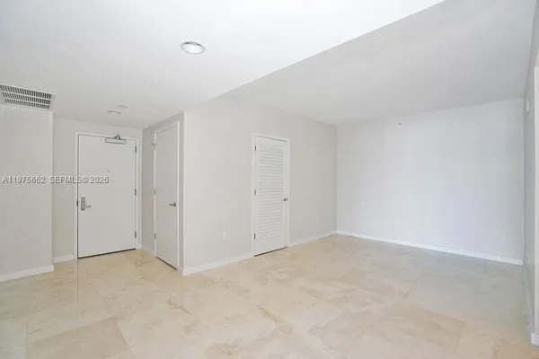 $5,900 | 1010 Brickell Avenue, Unit 3506, Miami, FL 33131