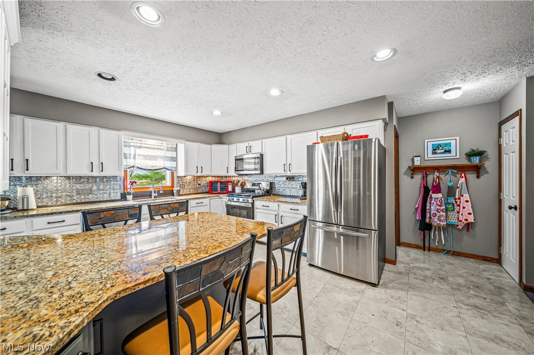 9257 Bechtel Road Elyria, OH 44035 - Photo 15 of 38 Gallery Image 15