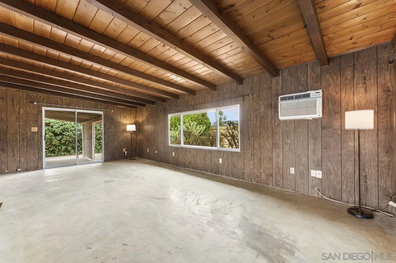 582 Macon Street El Cajon, CA 92019 - Photo 10 of 34