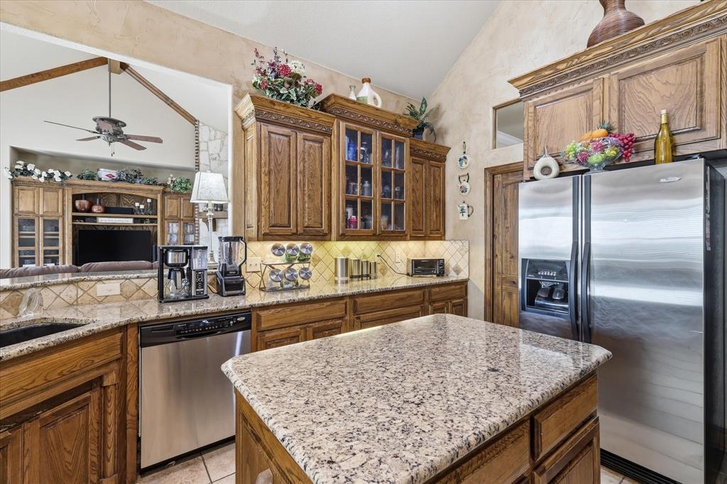 12025 Vista Ranch Way Fort Worth, TX 76179 - Photo 12 of 40