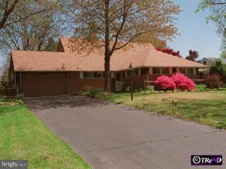 51 Spinythorn Road, Unit 1 Levittown, PA 19056 - Photo 1 of 1 Gallery Image 1
