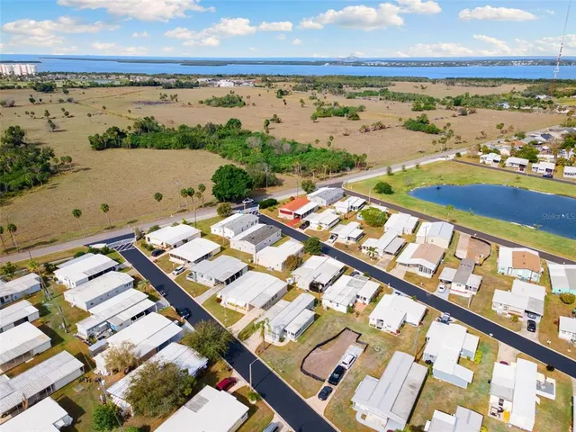 a view of lake view and beach