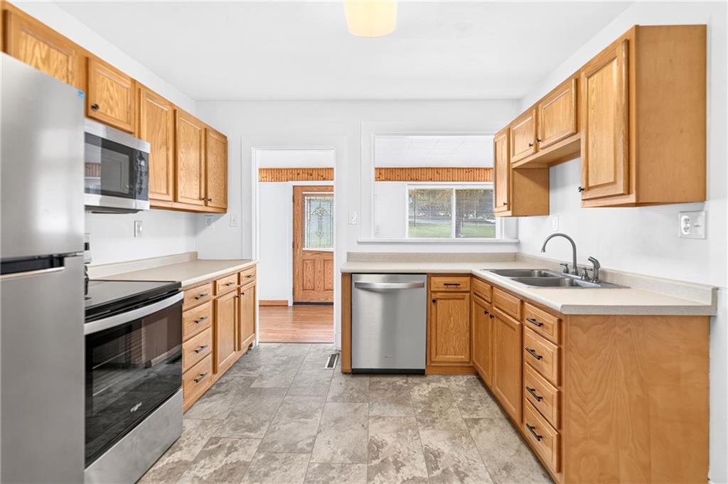 1365 Mt Pleasant Road Greensburg, PA 15601 - Photo 24 of 49 1371 Kitchen