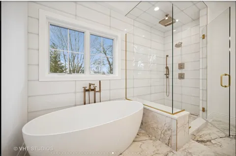 $3,099,000 | 626 Gregory Avenue, Wilmette, IL 60091