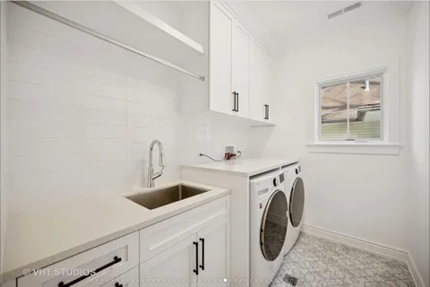 $3,099,000 | 626 Gregory Avenue, Wilmette, IL 60091