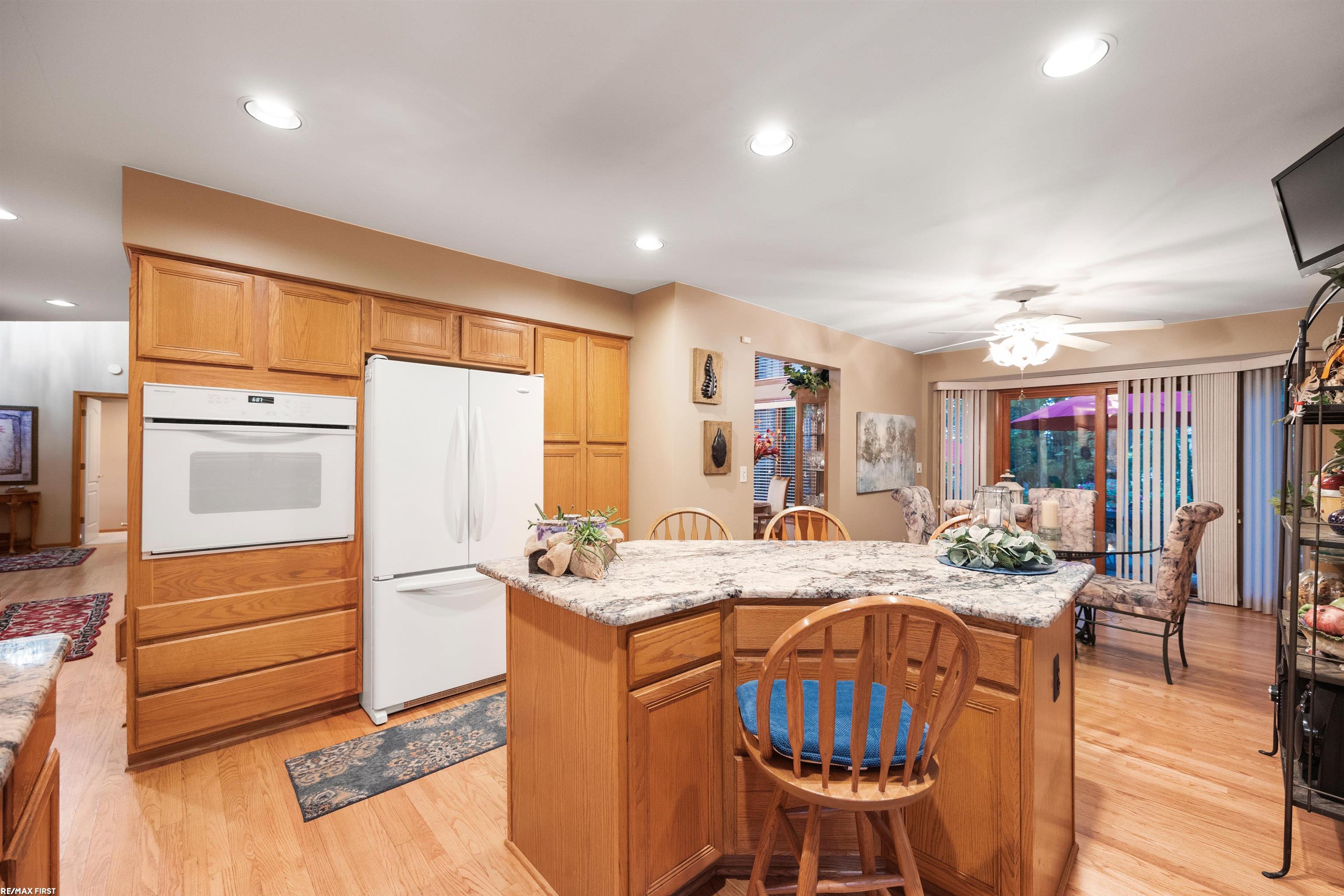 528 Misty Brook Lane Rochester Hills, MI 48307 - Photo 12 of 63