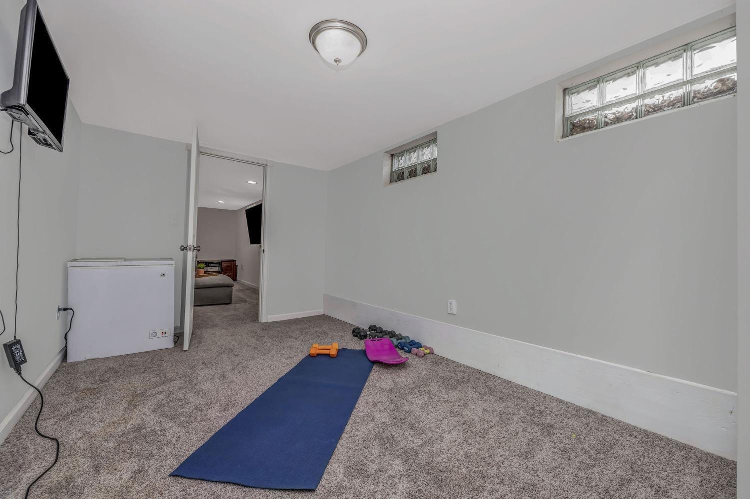 10068 Winton Road Cincinnati, OH 45231 - Photo 21 of 32 Gallery Image 21