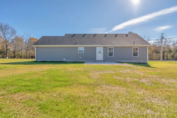 $340,000 | 1543 Paynes Church Road, Winchester, TN 37398