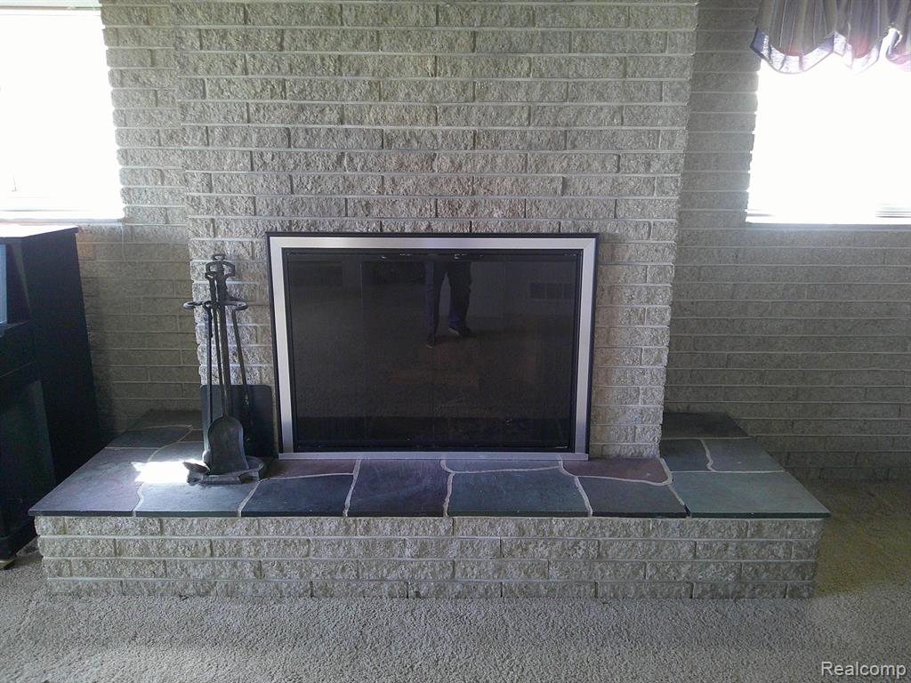 4913 Valley Road Trenton, MI 48183 - Photo 20 of 25 Gallery Image 20