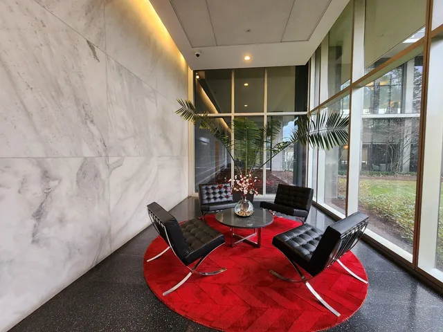 $3,200 | 9655 Woods Drive, Unit 512, Skokie, IL 60077