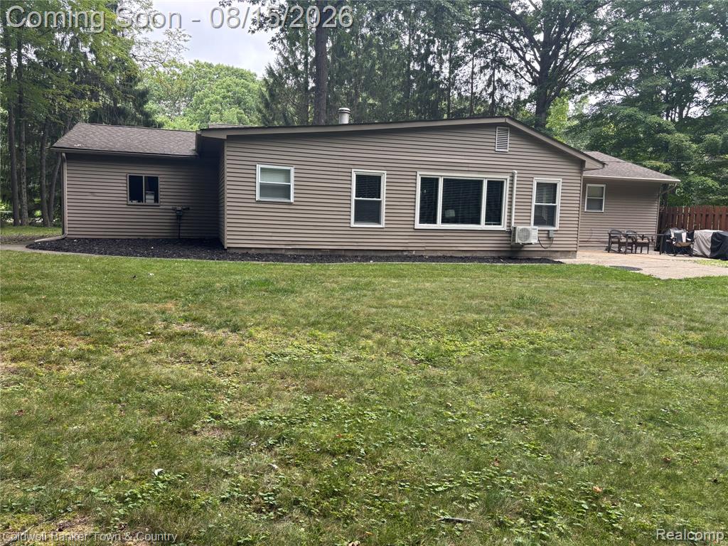 5444 Golf Club Road Howell, MI 48843 - Photo 26 of 29 Gallery Image 26