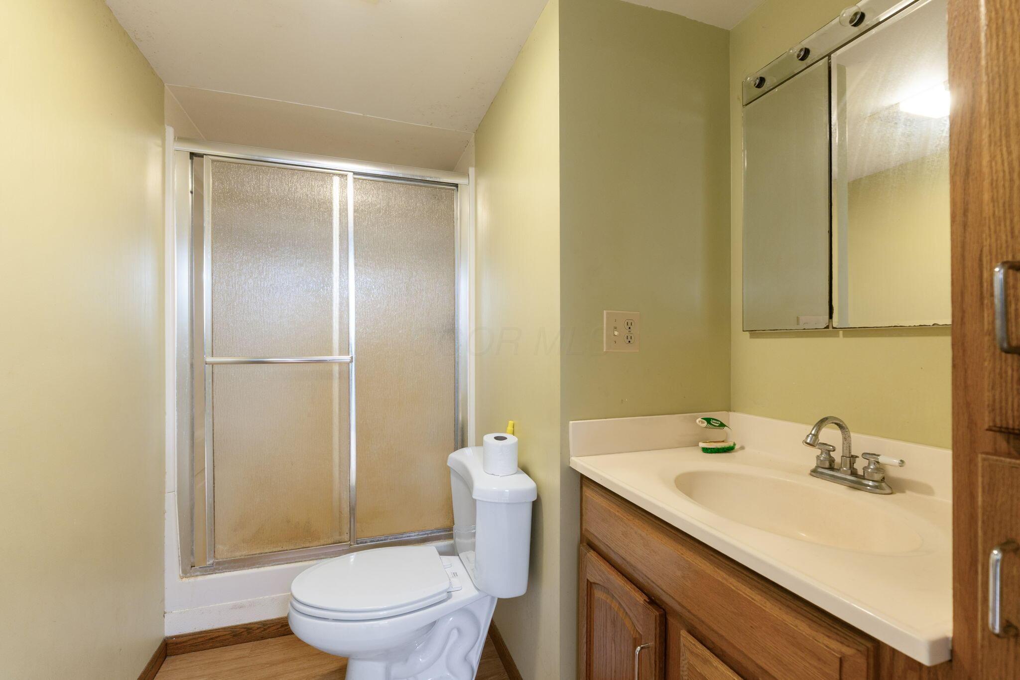1282 Lawndale Road Marion, OH 43302 - Photo 38 of 51 1282 Lawndale Rd (Interior)-27