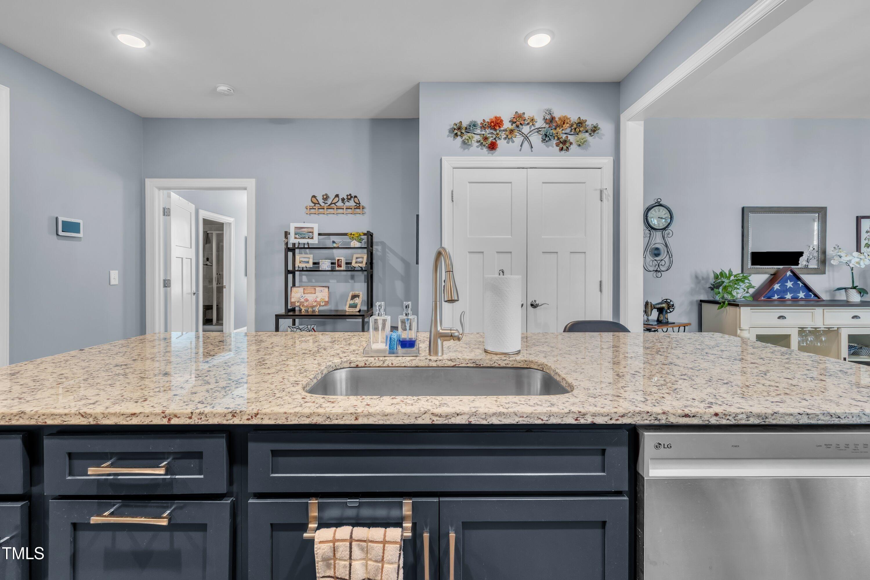 34 Cabarrus Way Clayton, NC 27520 - Photo 10 of 50 15-34 Cabarrus Wy-28