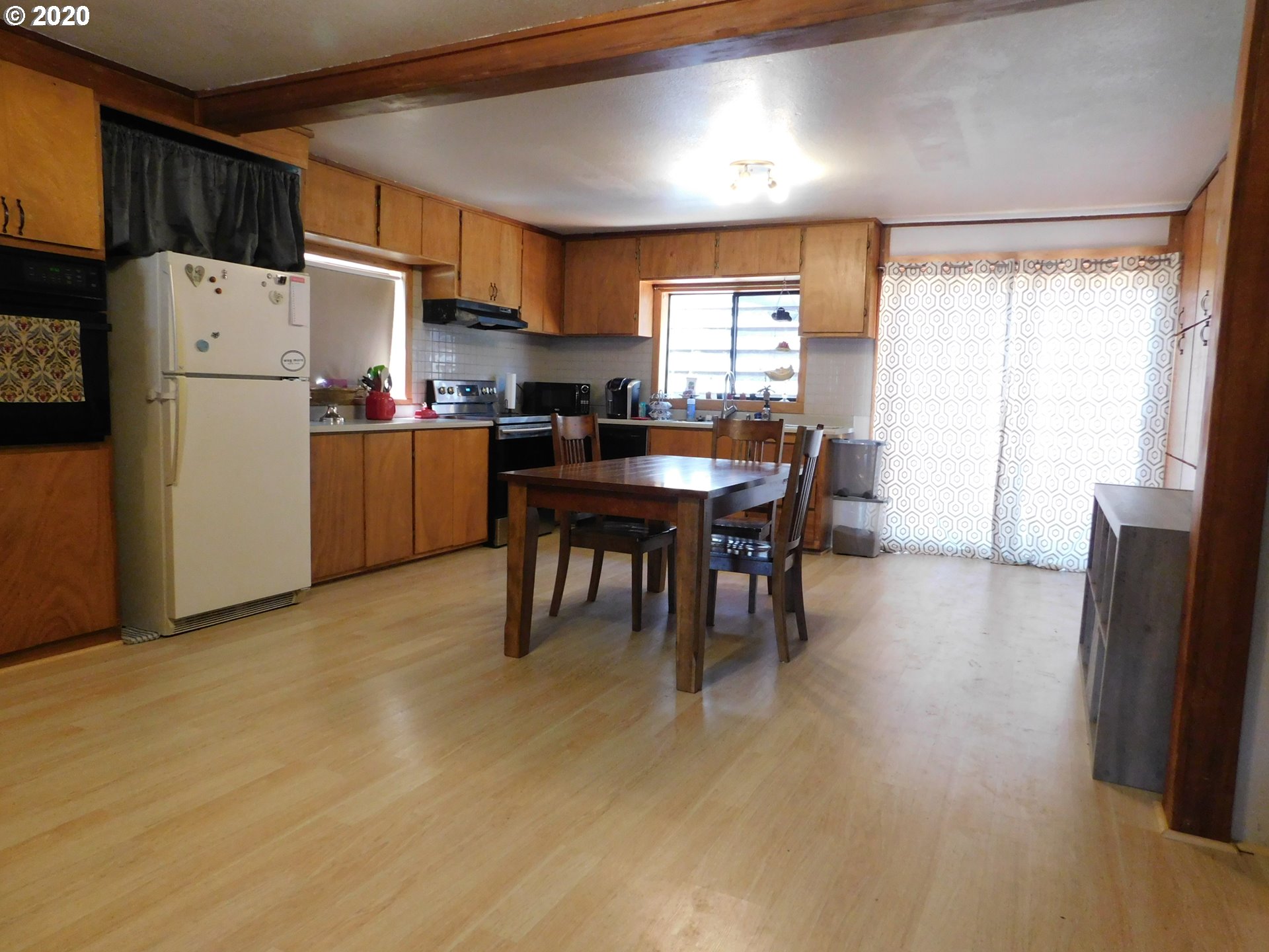 912 Bender Street Myrtle Point, OR 97458 - Photo 8 of 27 Gallery Image 8