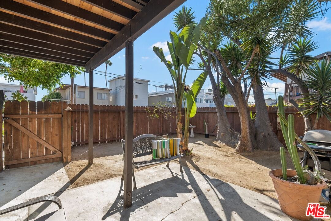 100 Sunridge Street Playa del Rey, CA 90293 - Photo 11 of 46 Gallery Image 11