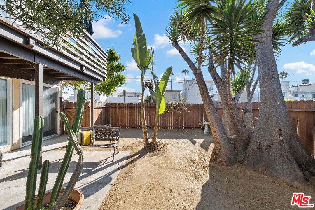 100 Sunridge Street Playa del Rey, CA 90293 - Photo 13 of 46 Gallery Image 13