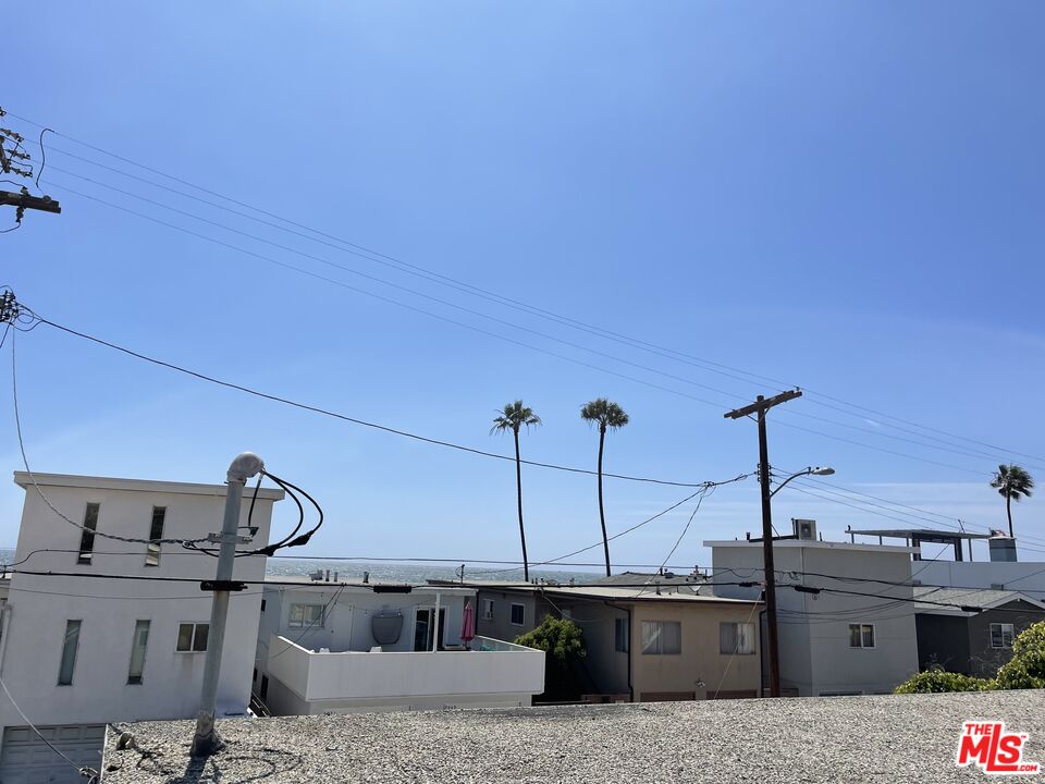 100 Sunridge Street Playa del Rey, CA 90293 - Photo 31 of 46 Gallery Image 31