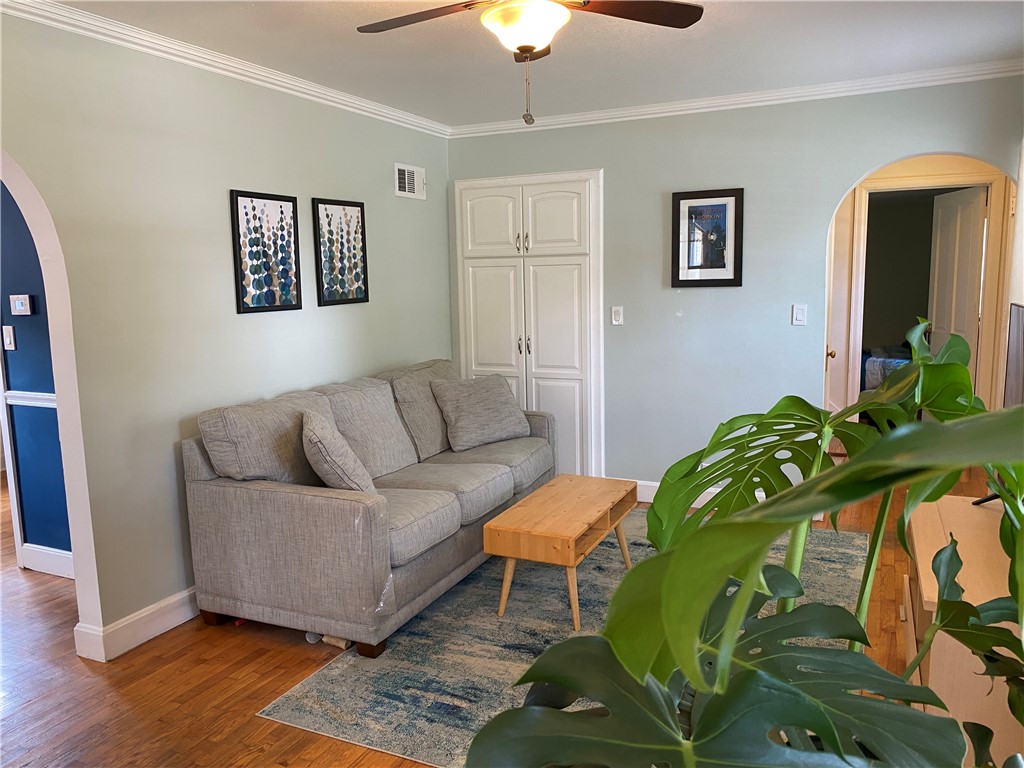 1020 11th Street Charleston, IL 61920 - Photo 5 of 42
