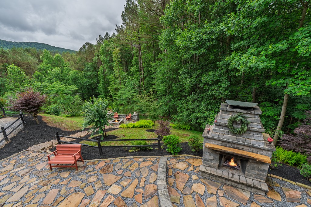 55 Ridge Top Drive Ellijay, GA 30536 - Photo 13 of 76