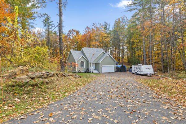282 Harry Howes Road Sanford, ME 04073 - Photo 2 of 42 downdriveway.
