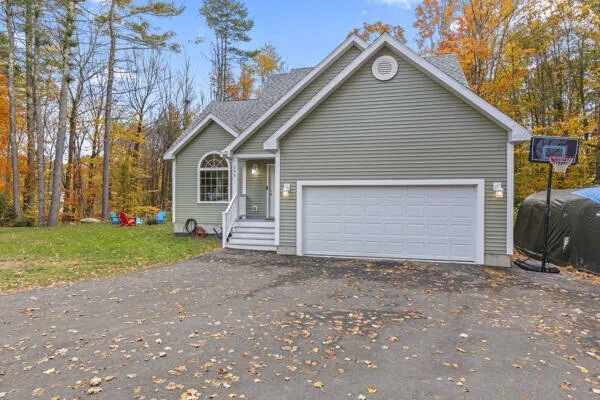 $539,900 | 282 Harry Howes Road, Sanford, ME 04073