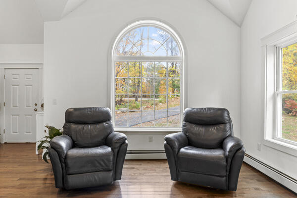 282 Harry Howes Road Sanford, ME 04073 - Photo 9 of 42 windownharryoval