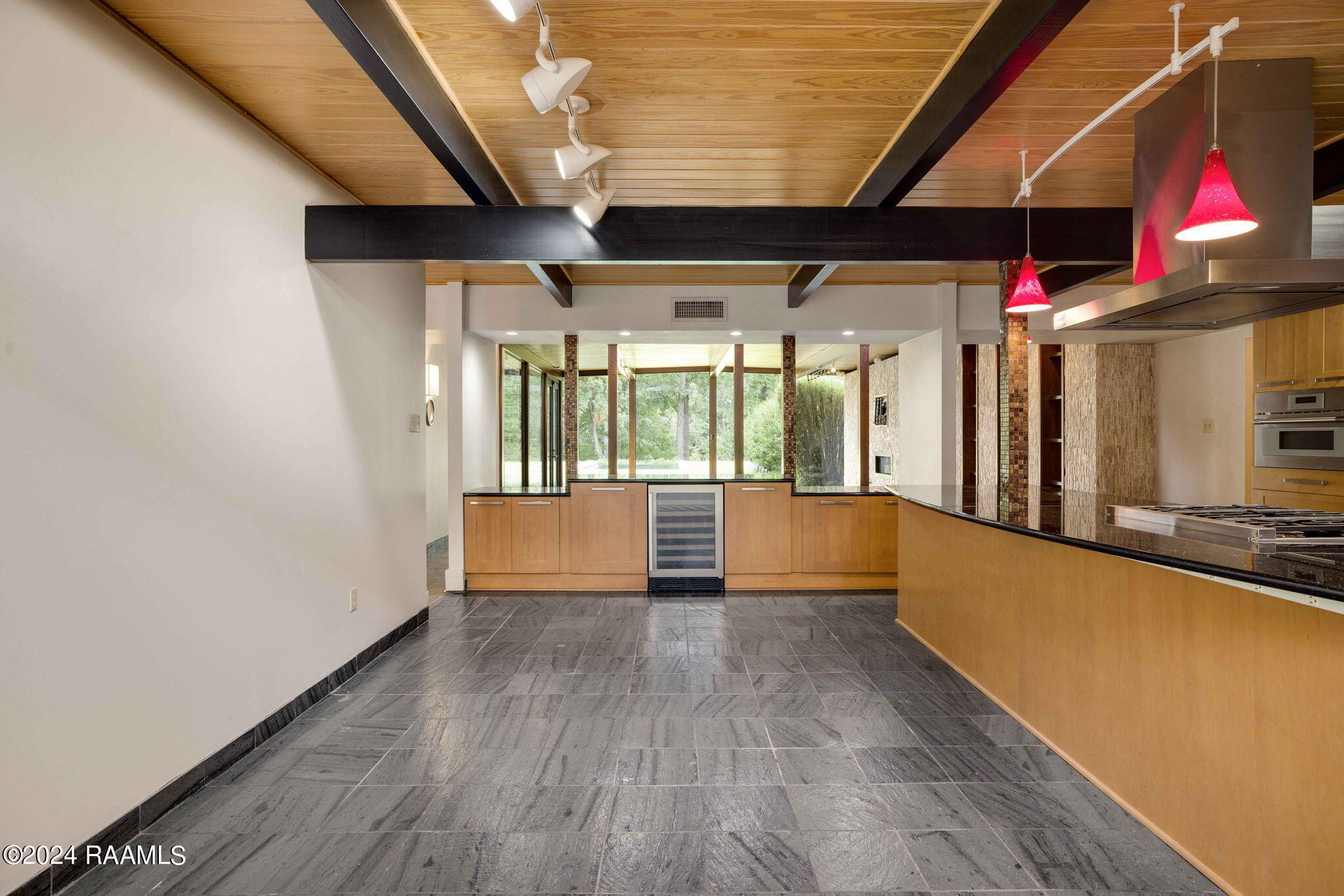 323 Beverly Drive Lafayette, LA 70503 - Photo 12 of 50 15-web-or-mls-323 Beverly Dr-15