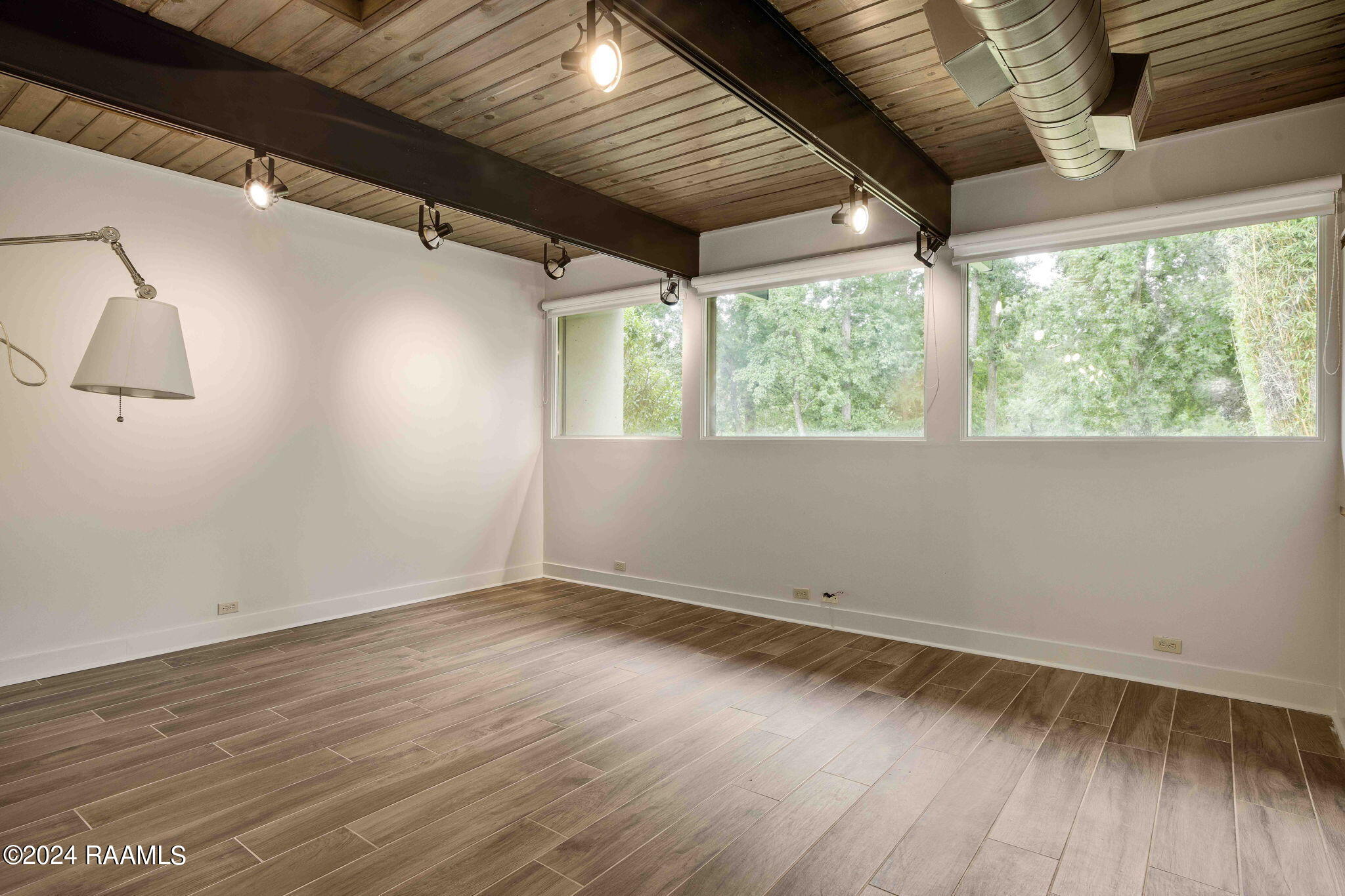 323 Beverly Drive Lafayette, LA 70503 - Photo 32 of 50 45-web-or-mls-323 Beverly Dr-45