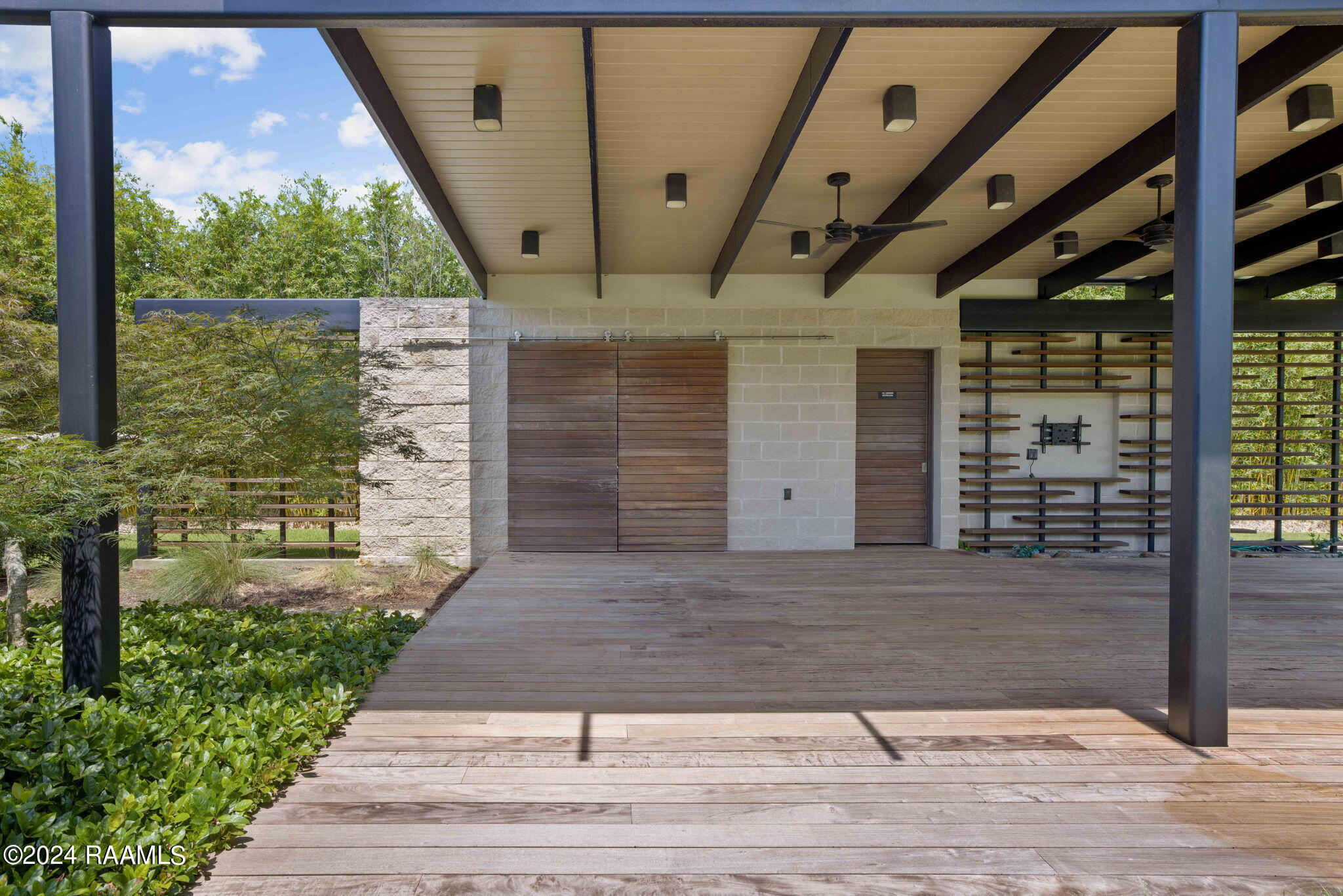 323 Beverly Drive Lafayette, LA 70503 - Photo 34 of 50 48-web-or-mls-323 Beverly Dr-48