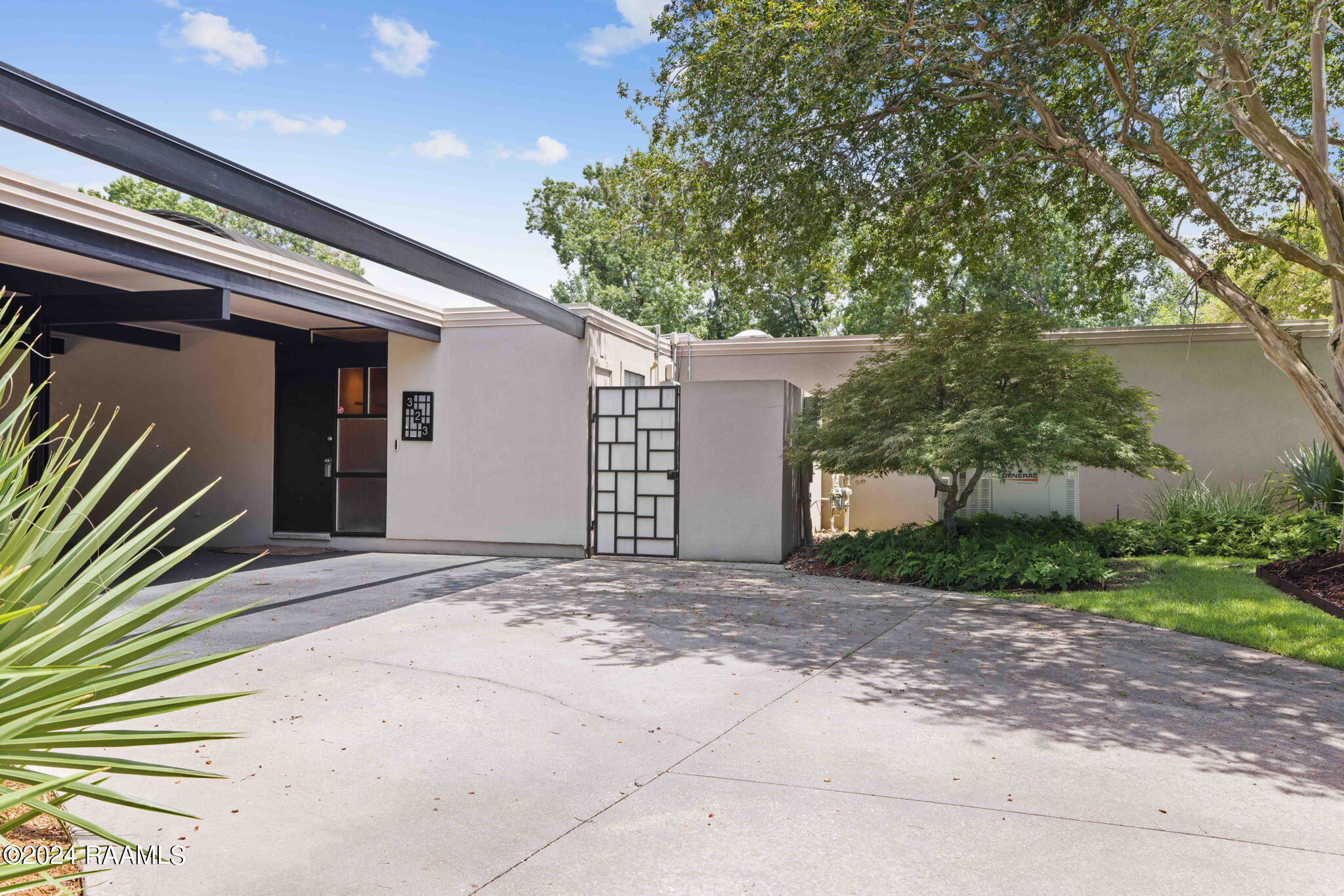 323 Beverly Drive Lafayette, LA 70503 - Photo 5 of 50 9-web-or-mls-323 Beverly Dr-9