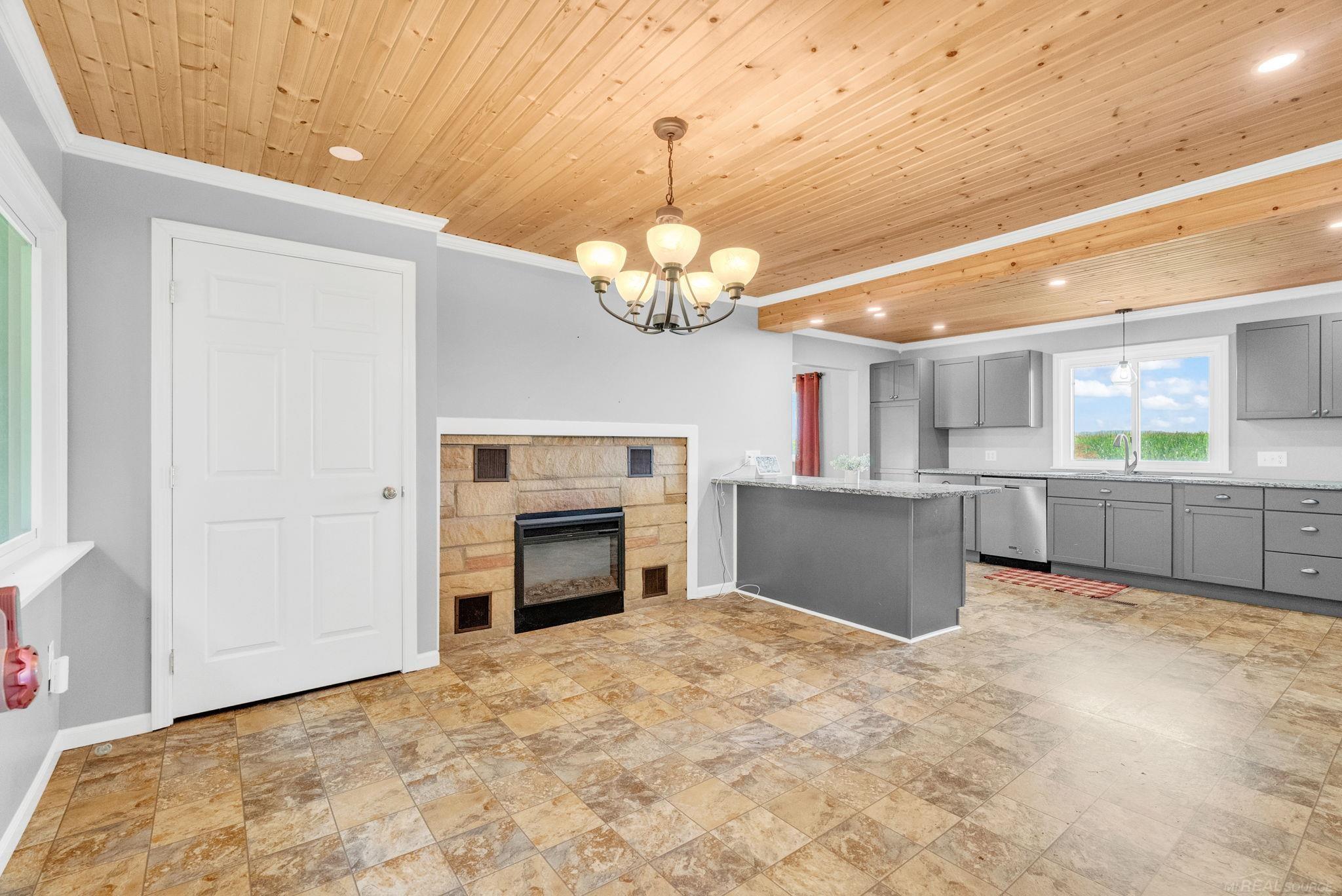 103 East Cooper Road Sandusky, MI 48471 - Photo 15 of 44