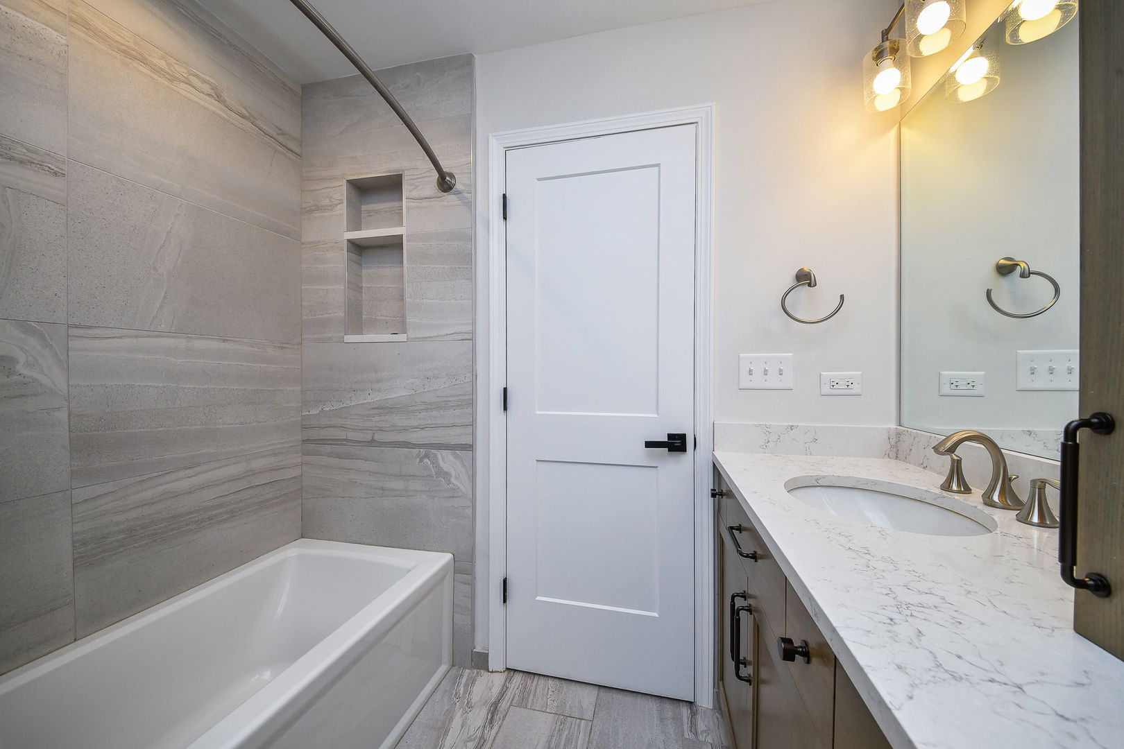 588 Williamsburg Road Glen Ellyn, IL 60137 - Photo 36 of 53