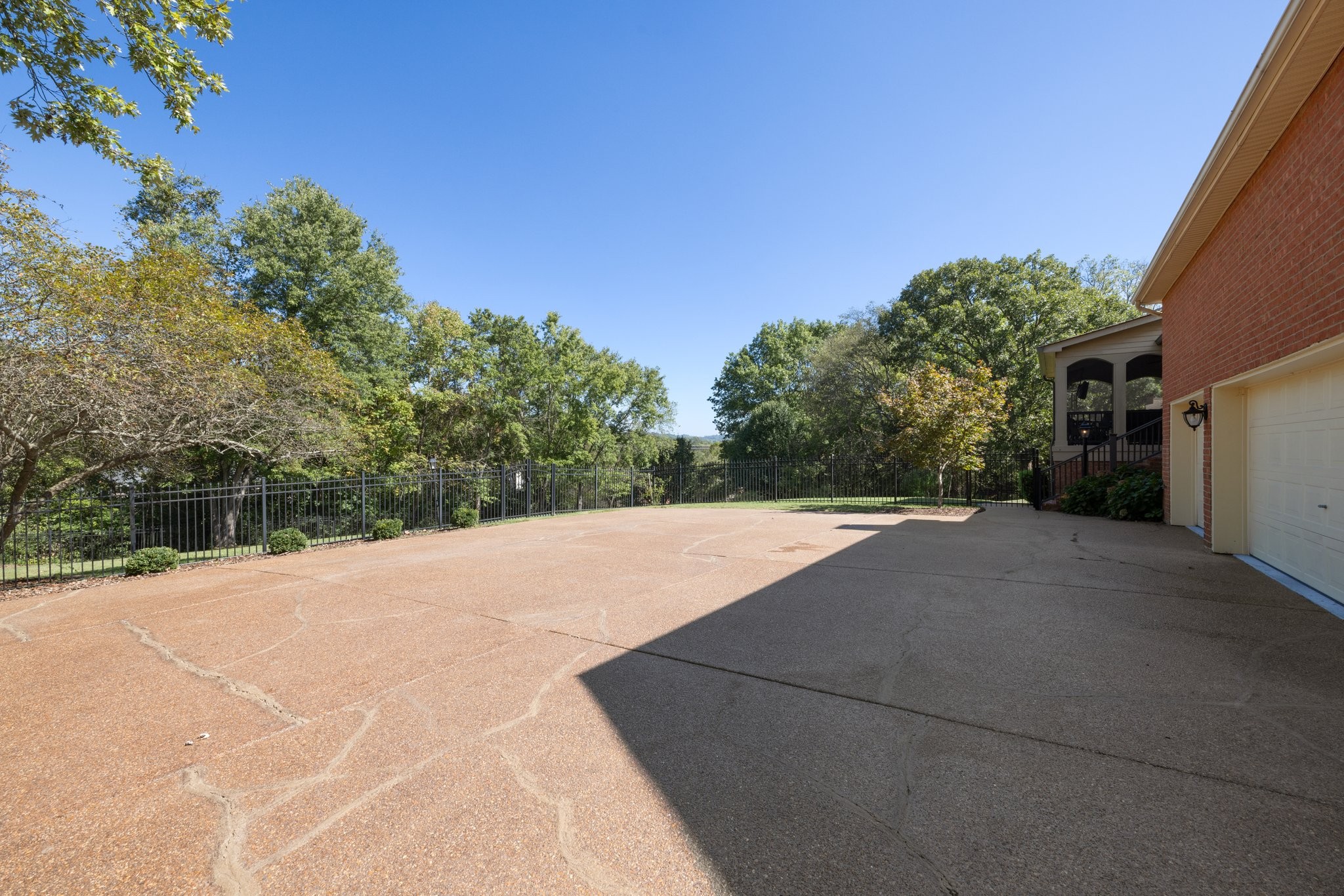 2836 Polo Club Road Nashville, TN 37221 - Photo 18 of 47 Gallery Image 18