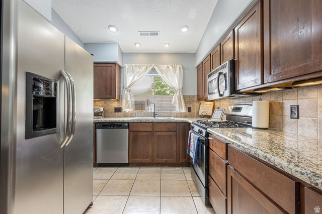 2392 East 480 N Circle St. George, UT 84790 - Photo 6 of 20