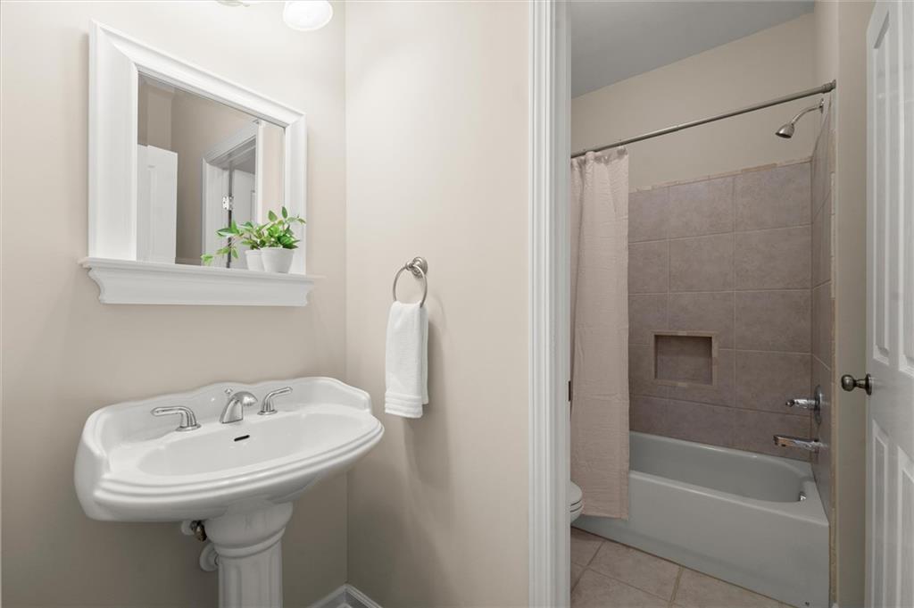 6069 Grand Loop Road Sugar Hill, GA 30518 - Photo 16 of 95 Gallery Image 16