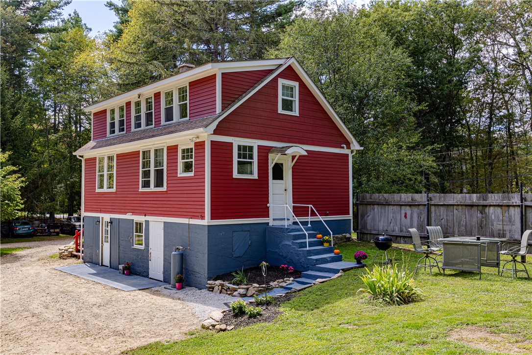 8 Boswell Trail Foster, RI 02825 - Photo 2 of 26