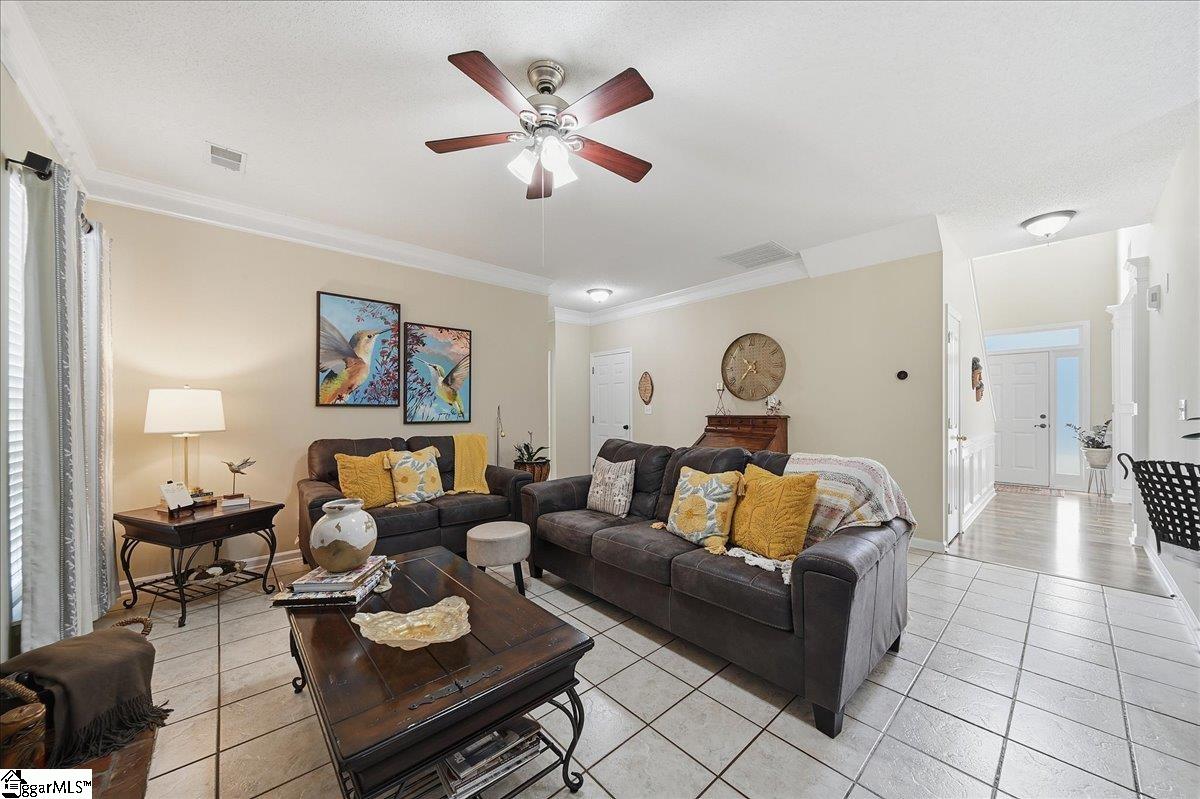 696 Timber Walk Drive Simpsonville, SC 29681 - Photo 7 of 37
