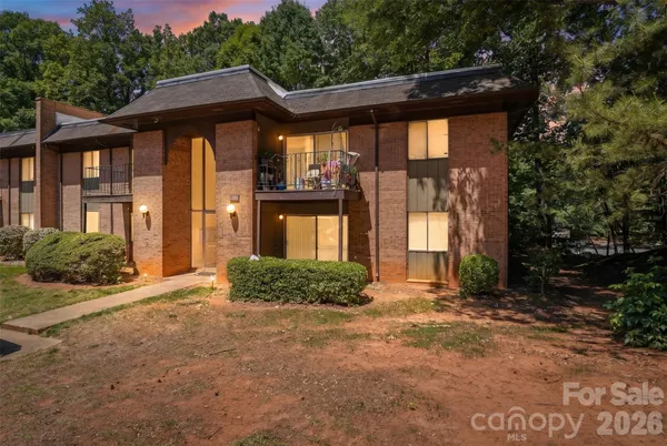 $102,000 | 305 Orchard Trace Lane, Unit 5, Charlotte, NC 28213