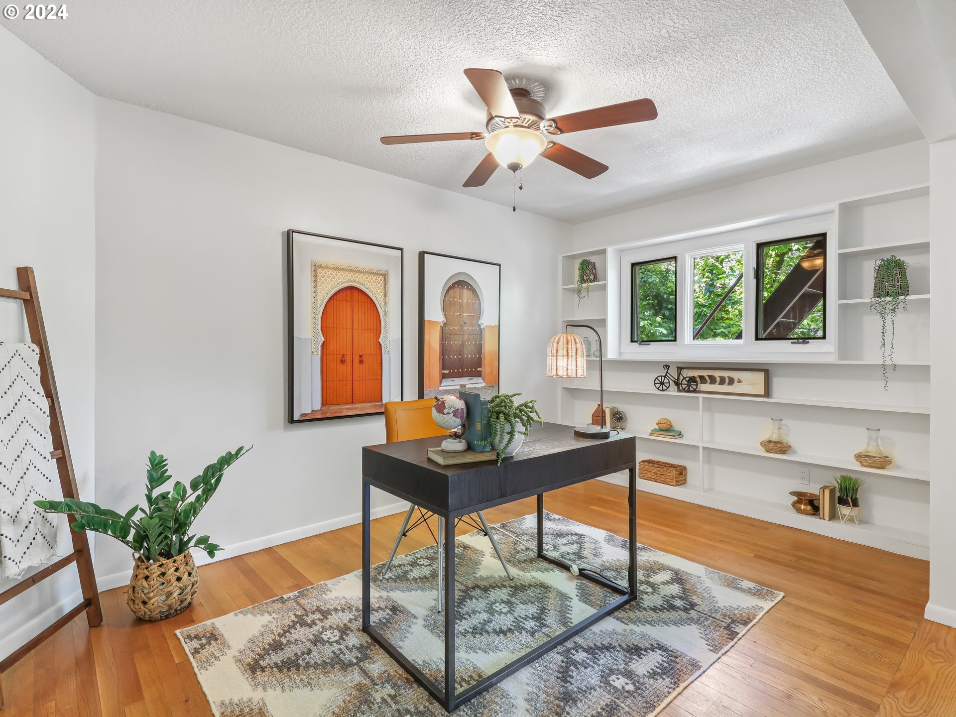 2425 Southwest 19th Avenue, Unit 5 Portland, OR 97201 - Photo 13 of 34 Den/Office